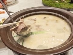-泓历皇朝酒店(东亭店)