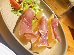意大利风干火腿配蜜瓜-秀·爱尔兰餐吧(上海路店)