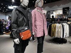 -百联奥特莱斯广场(南京店)