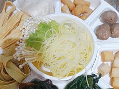 -鸡遇虾煲干锅火锅(小寨金莎店)