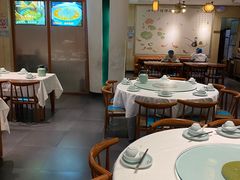 -江城小馆陕南妈妈菜·全球旅行餐厅(钟楼店)