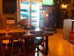 -拉亚汉堡经典餐厅(商城路店)