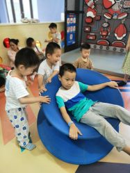 -动力星球家庭亲子游乐中心