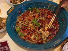 -渔香岛美蛙鱼头火锅(威清路店)