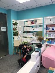 -斐尔国际皮肤管理中心