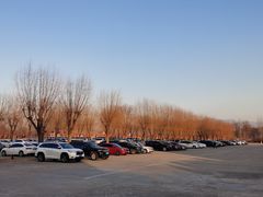 -十三陵雪世界滑雪场