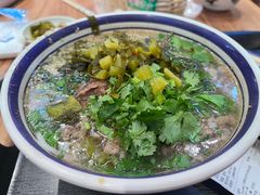 -云阿蛮云南生烫牛肉米线(奉贤路店)