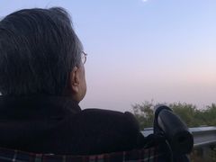 -鬼笑石后山停车场