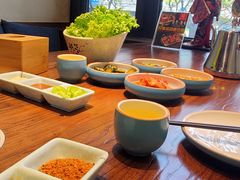 -明洞阿姨·韩式酱蟹烤肉·创意料理(三元桥店)