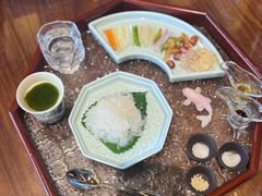 -龙悦湾酒家·八阵鱼生·渔人码头店