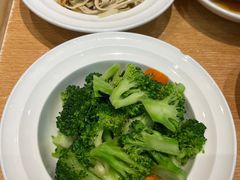 炝拌西兰花-天怡興·百年蒸饺(中心书城店)