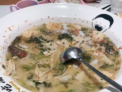 -江渔儿酸菜鱼(奥园广场金发购物中心店)
