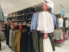 -优衣库(洛阳中州万达广场店)