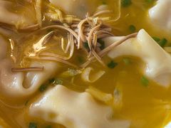 -笑来喜馄饨小笼工坊店(湖滨街店)