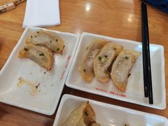 -小姜锅贴(凤凰街店)