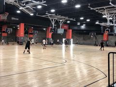 -洛克公园美式运动体验馆(唯品会合肥蜀山城市奥莱店)