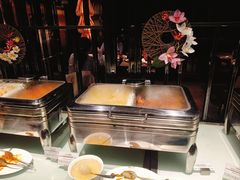 -唐拉雅秀酒店-西锦汇空中BBQ·思创餐厅