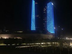 -南京眼步行桥