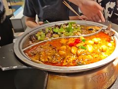 -辣尚瘾·烤鱼·新川菜(牡丹园直营店)