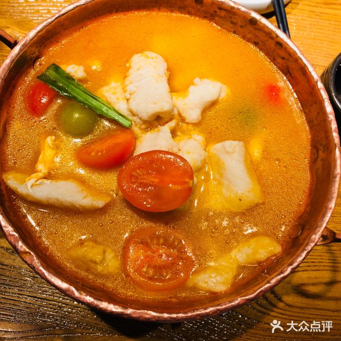 云海肴云南菜(五棵松卓展店)傣味酸汤鱼图片