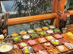 -银米·云南传统过桥米线(双廊黑金冠店)