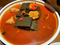 猴头菇酱汁扒黑豆腐-肴约·花园式餐厅(湖里店)