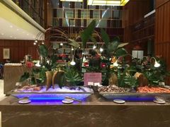 -南湖名都·景湖轩全日制餐厅·海鲜自助·东南亚风味·临湖而食