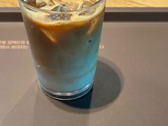 冰拿铁-Coffee@Works(仁川国际机场店)