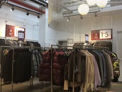 -TIMES CITY OUTLETS 时代·城市·奥特莱斯(上海国际时尚中心店)