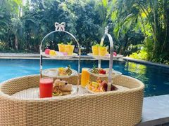 -三亚湾海居铂尔曼度假酒店