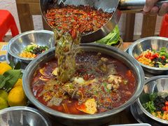 -赵美丽·重庆社区火锅·直营店(火车东站·中豪国际店)