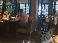 大堂-前海沿·青岛菜(李沧万达店)