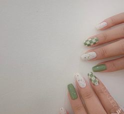 点击看大图 -孔雀手美甲美睫护理
