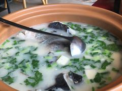 -姜君·千岛湖鱼头馆(浦东大道店)