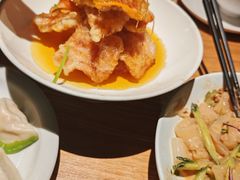 哈尔滨锅包肉-关东小磨东北菜(上海长风大悦城店)