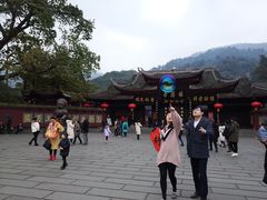 -峨眉山报国寺