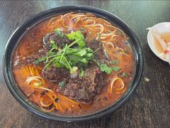 牛肉面-耙豌豆重庆小面