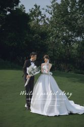 -蒙娜丽莎婚纱摄影(鲁邦店)