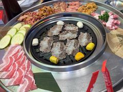 -哈哈碳都·牛肋条无限自助烤肉(宝龙店)