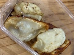 -黄阿姨锅贴大王(万航渡路店)