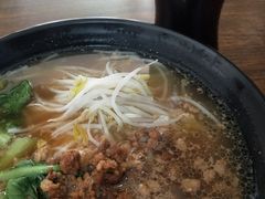 -金家小金碗云南过桥米线