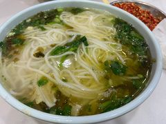 -全家福米线