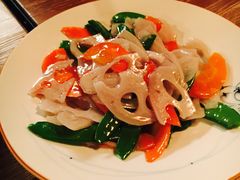 四季豆炒藕-爱啤精酿·民谣酒馆(滨江店)