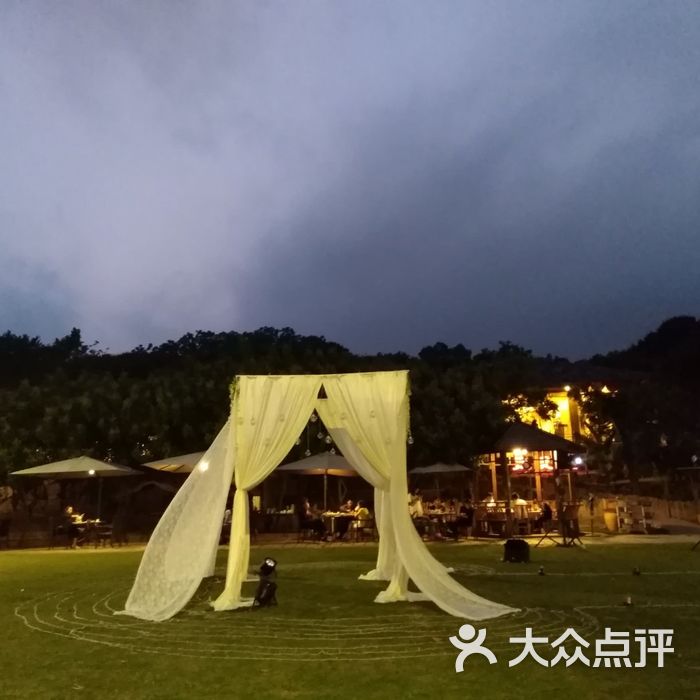 红城堡庄园主题餐厅