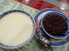 -赵记传承特色牛奶甜品(泉城广场店)