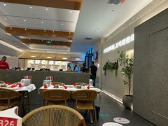 -肥肥虾庄·金牌油焖大虾(汉口城市广场店)