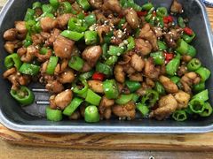辣子鸡-八张桌子(老店)