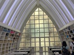 -钟书阁(松江泰晤士小镇店)