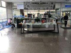 -南山图书馆(常兴路店)