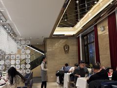 -马克西姆俄罗斯餐厅(通亚街店)